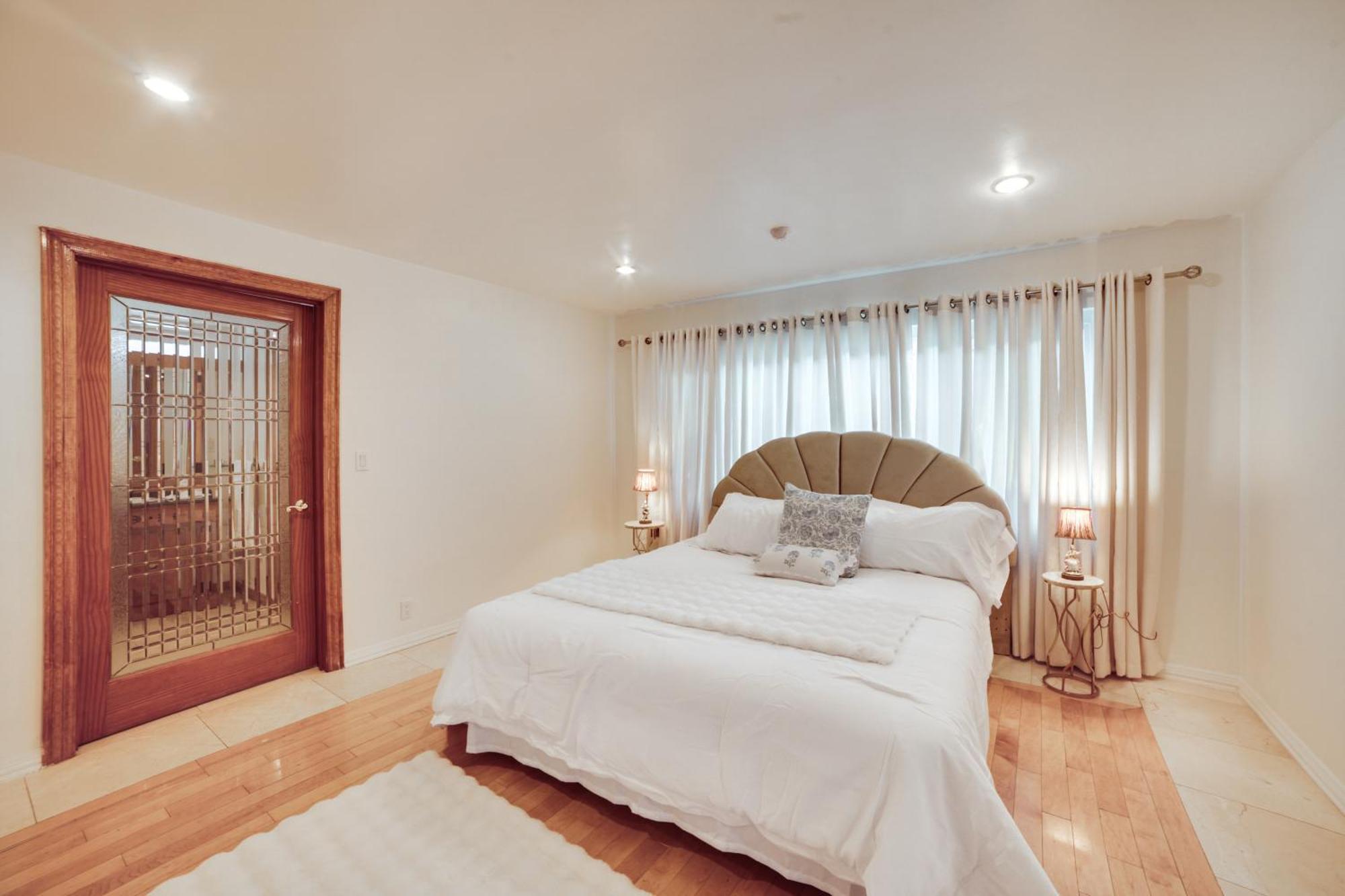 Private Pool And Patio Luxe Encino Family Getaway *
